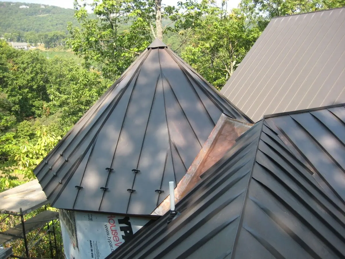 Professional Roof Tarp Installation by Craftsman Roofing in Murrieta Highlands